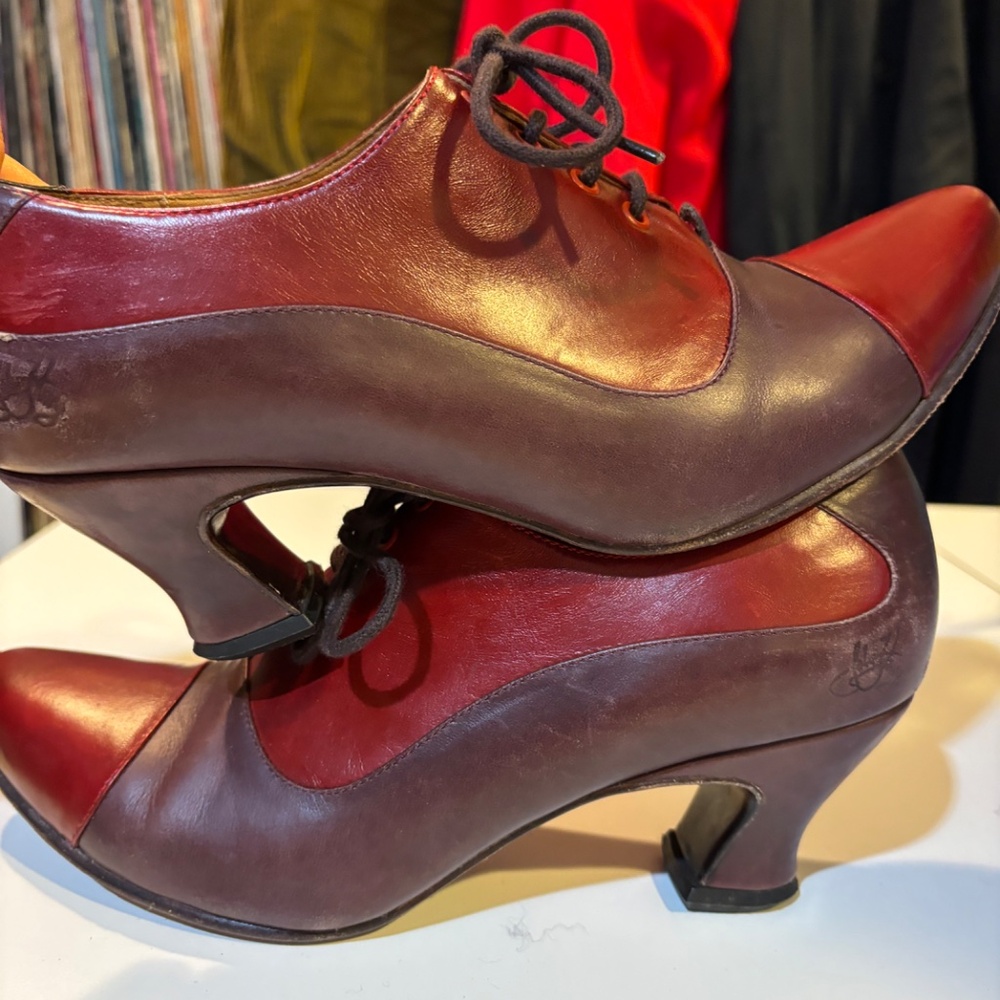 Two-tone Fluevog "secretary" loafers Sz. 7 - Picture 3 of 12